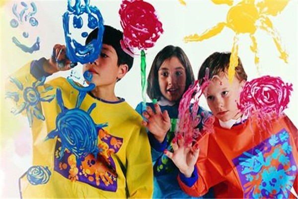 绘声绘色创意空间